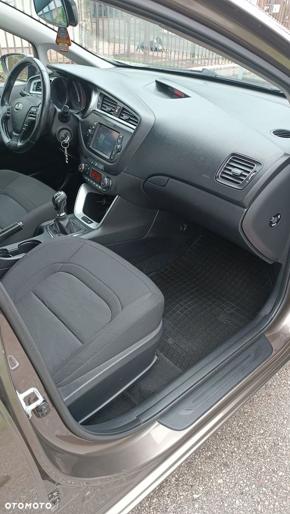Kia Ceed 1.4 M - 6