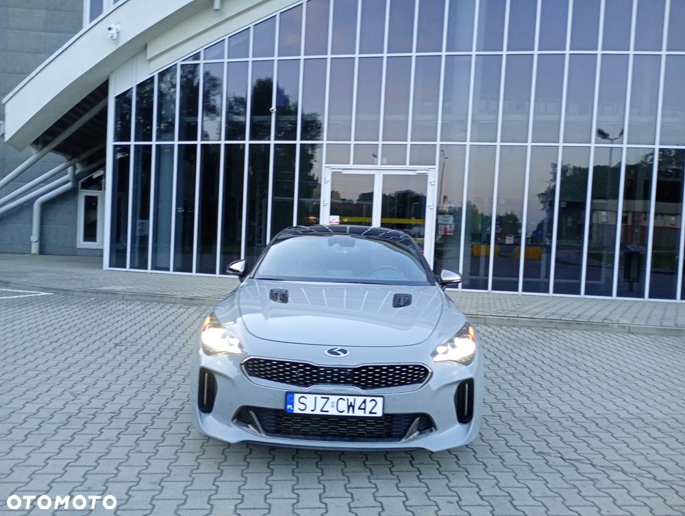 Kia Stinger - 7