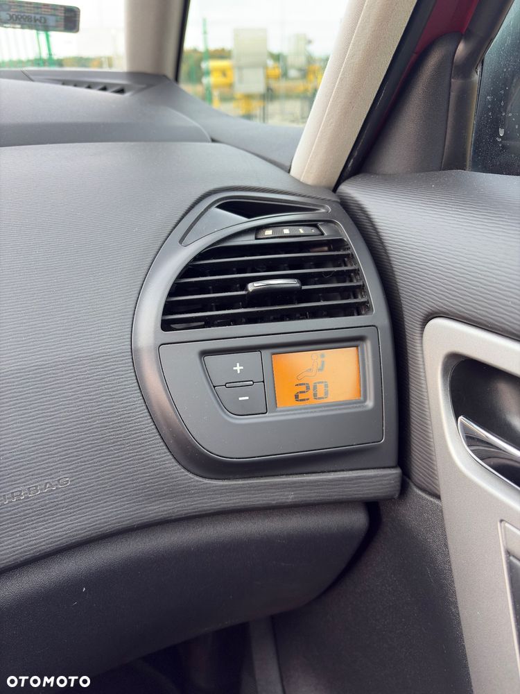 Citroën C4 Picasso - 32