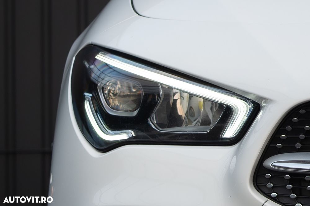 Mercedes-Benz CLA 220 4Matic 7G-DCT AMG Line - 12