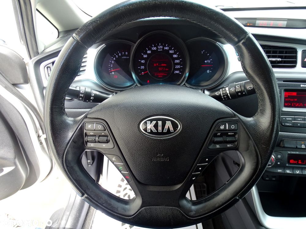 Kia Ceed 1.4 L - 16