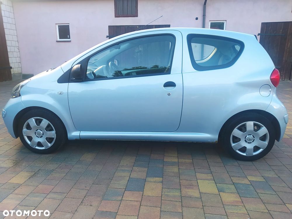 Toyota Aygo City - 3