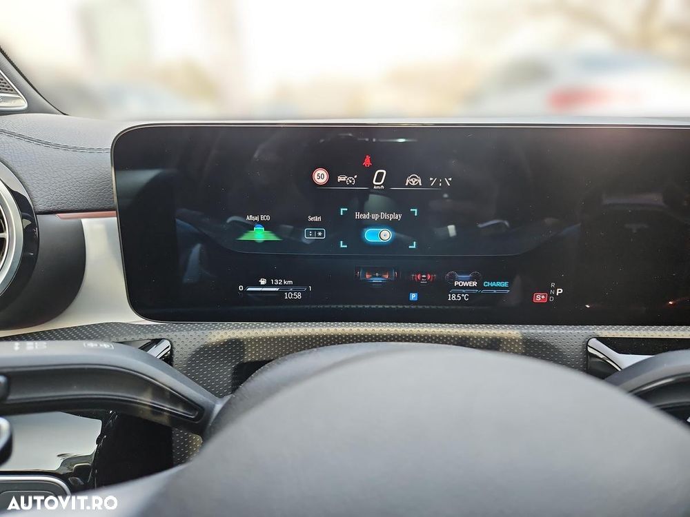 Mercedes-Benz A 35 AMG - 37