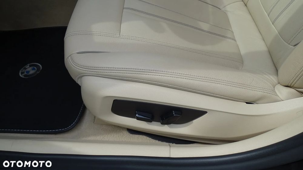 BMW Seria 5 520d xDrive Luxury Line - 19