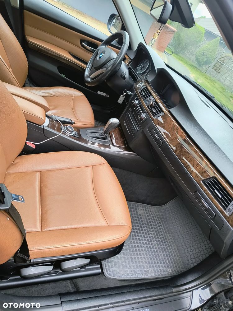 BMW Seria 3 318i Edition Exclusive - 10