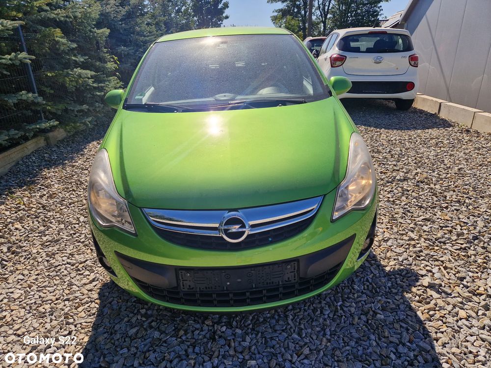 Opel Corsa 1.4 16V 150 Jahre - 4
