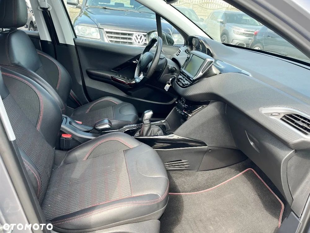 Peugeot 2008 PureTech 110 Stop&Start GT-Line Edition - 5