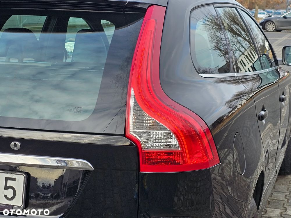 Volvo XC 60 D4 Momentum - 18