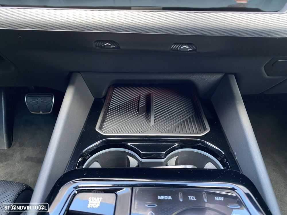 BMW 530 e Pack Desportivo M - 17