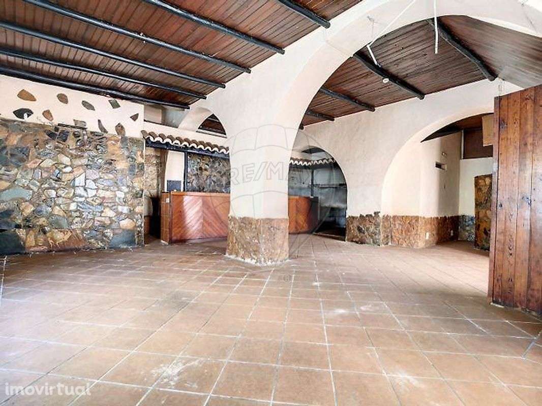 Moradia T2 para venda - Grande imagem: 2/30