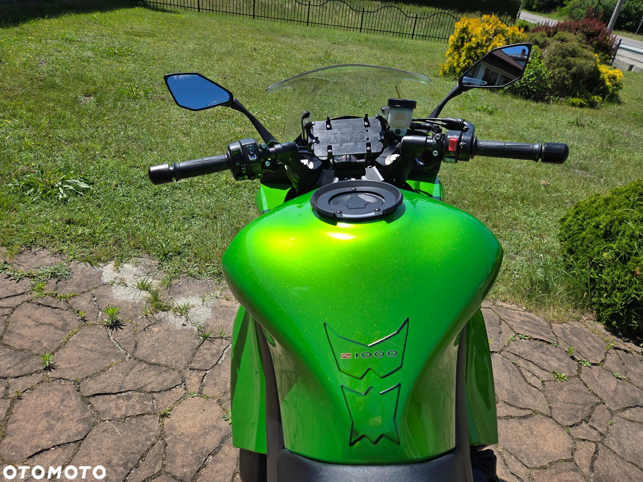 Kawasaki Z - 11