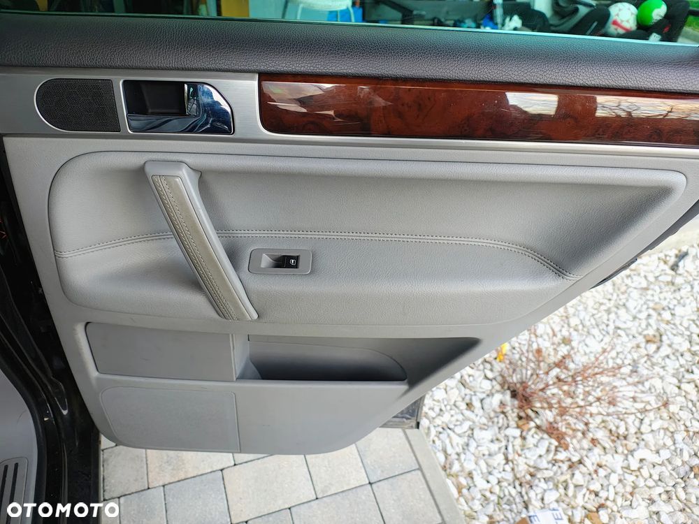 Volkswagen Touareg 2.5 R5 TDI DPF Perfect Tiptr - 23