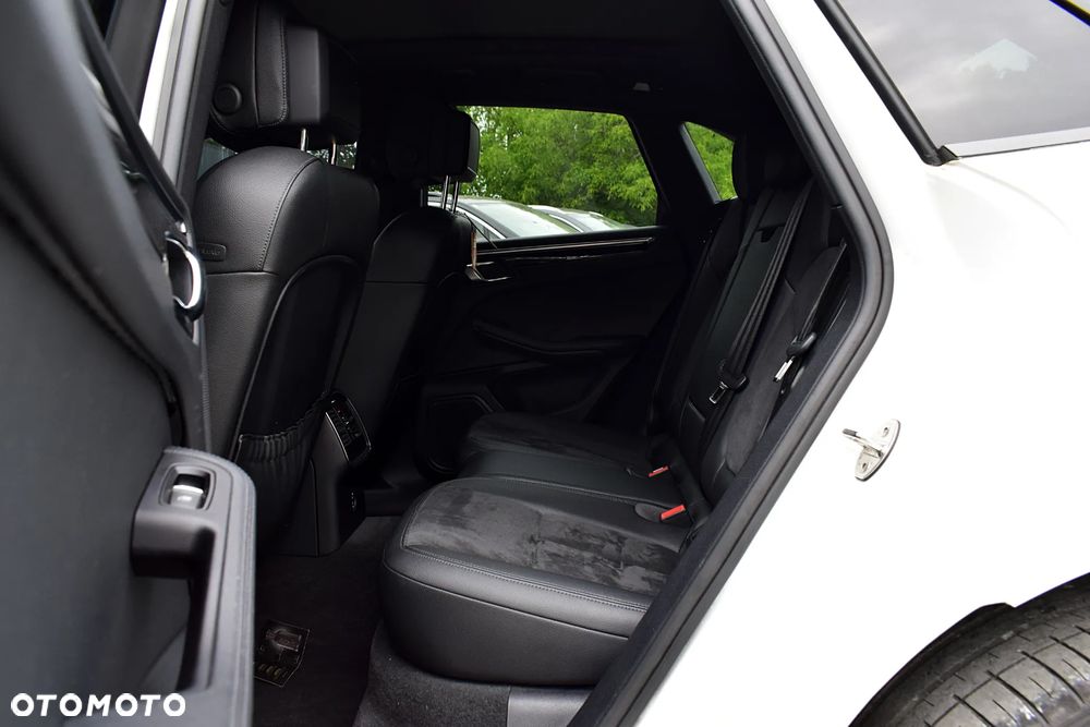 Porsche Macan Standard - 8