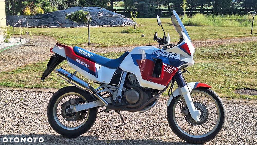 Honda XRV