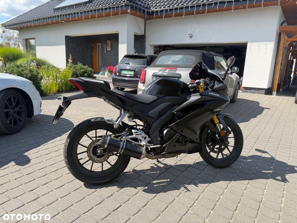 Yamaha YZF - 3