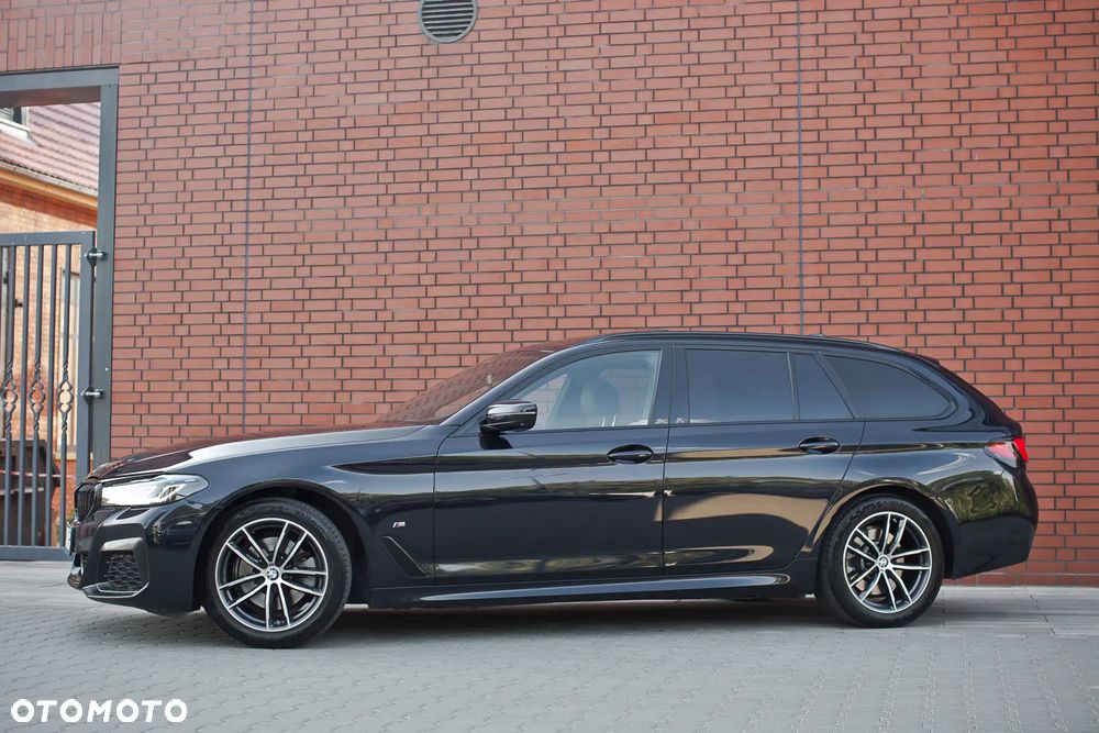 BMW Seria 5 520d M Sport Edition - 3