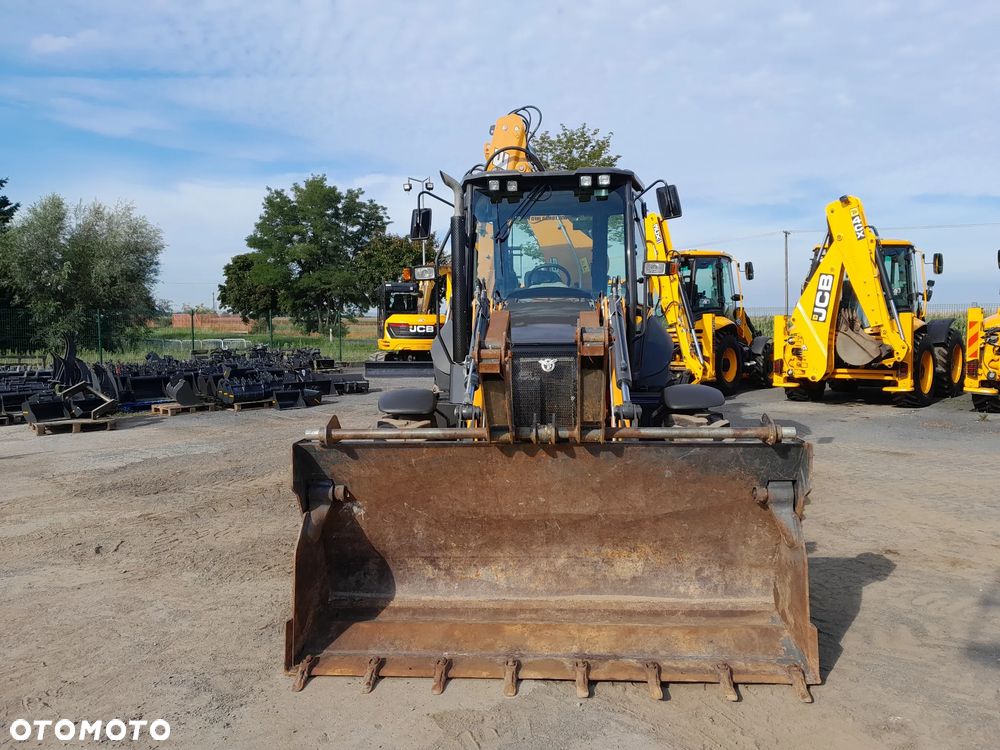 Case 580SV 2023R - 4