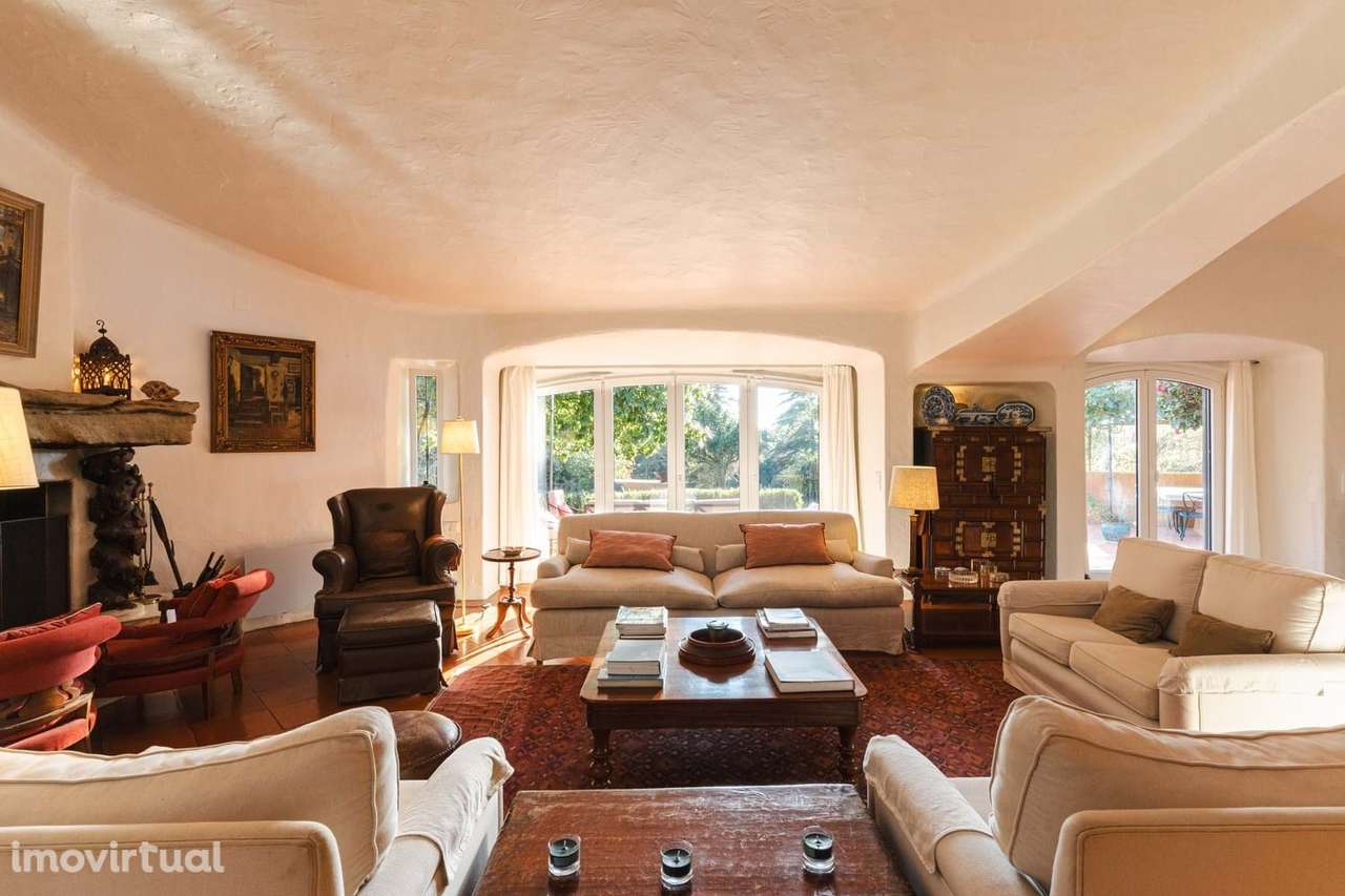 Moradia de luxo com 6 quartos para arrendar na Quinta da Marinha - Grande imagem: 4/51