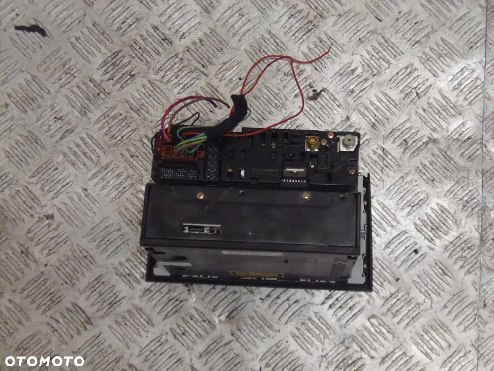 AUDI A4 B6 1.8T RADIO ODTWARZACZ - 3