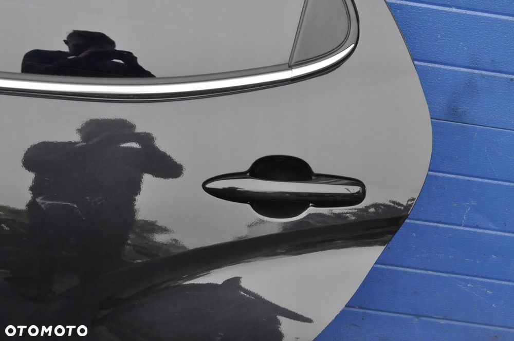 TOYOTA YARIS IV DRZWI LEWY TYŁ LEWE TYLNE 1G3 - 8