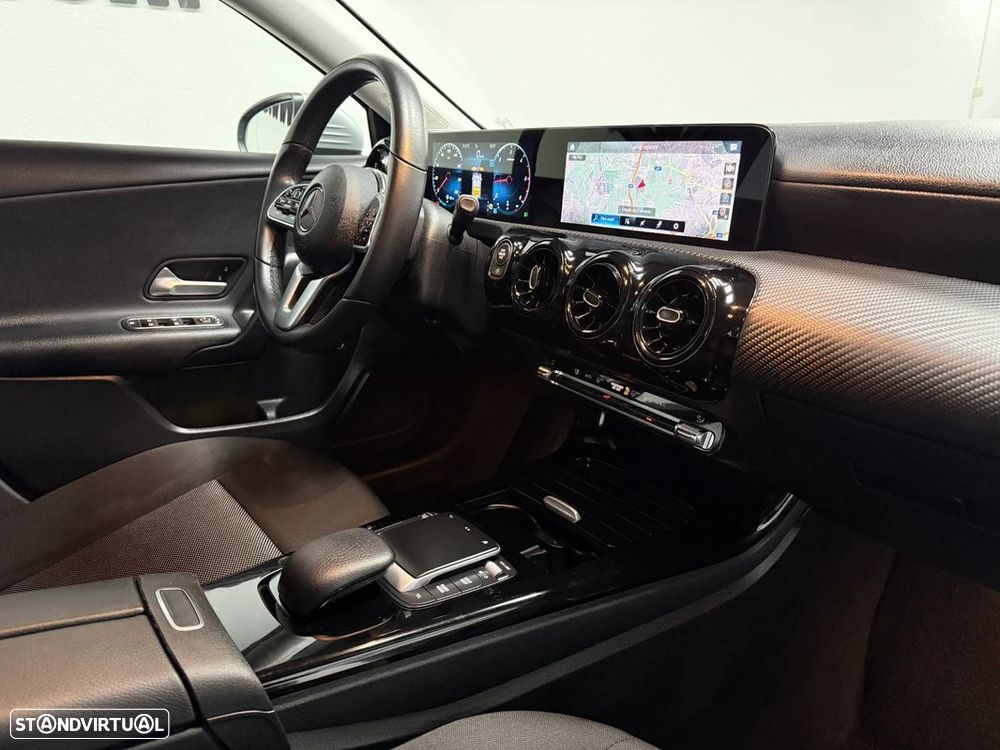 Mercedes-Benz A 180 Limousine d Business Solutions Frota Aut. - 8