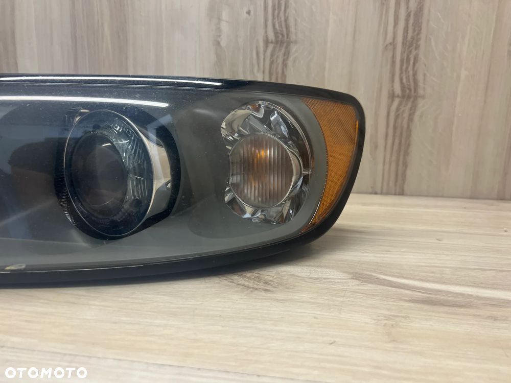 XENON LAMPA LEWA VOLVO V50 S40 EUROPA 30698889 - 4