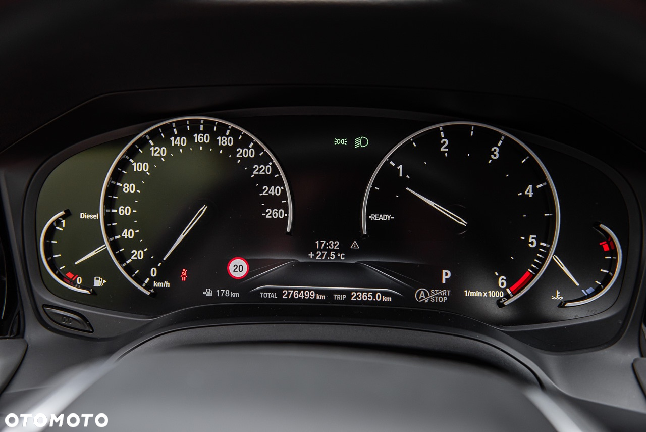 BMW Seria 3 320d M Sport - 17
