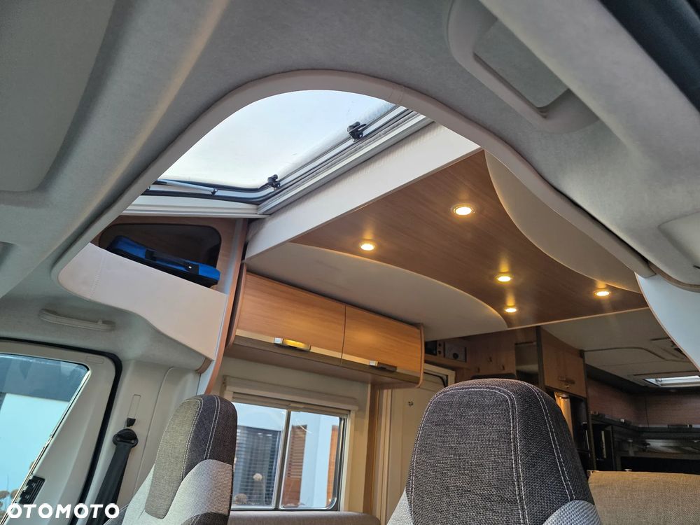 Fiat Ducato KNAUS SKY WAVE 650MF - 12