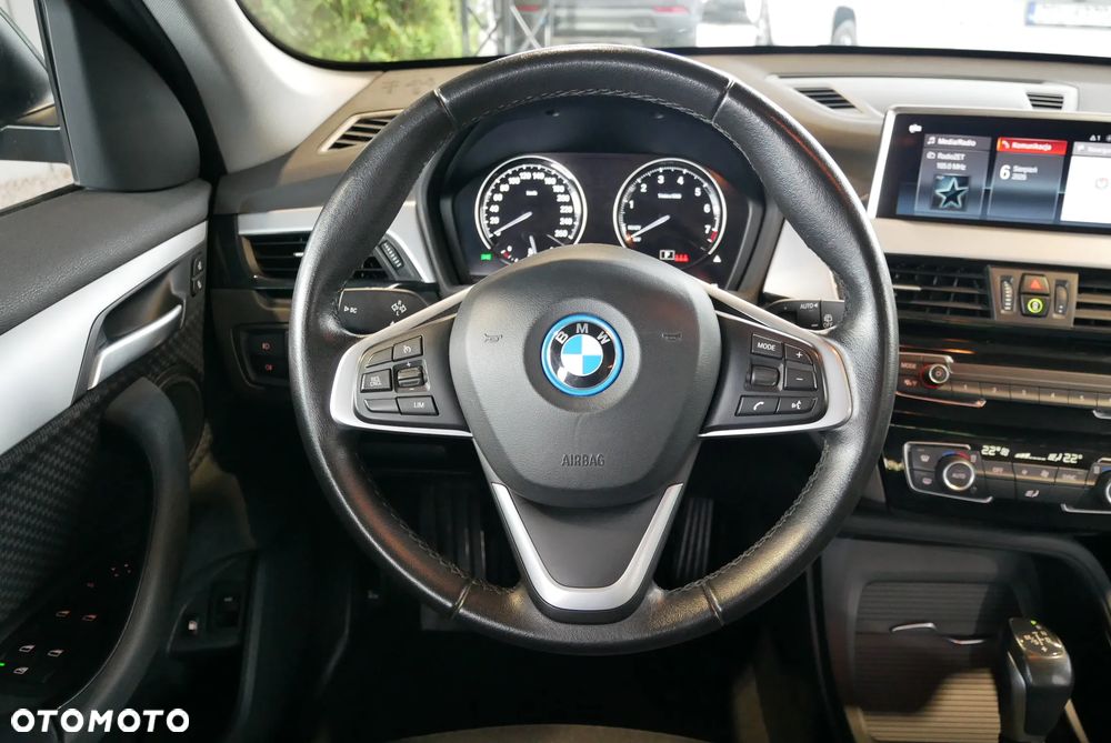 BMW X1 sDrive18i Business Edition - 21