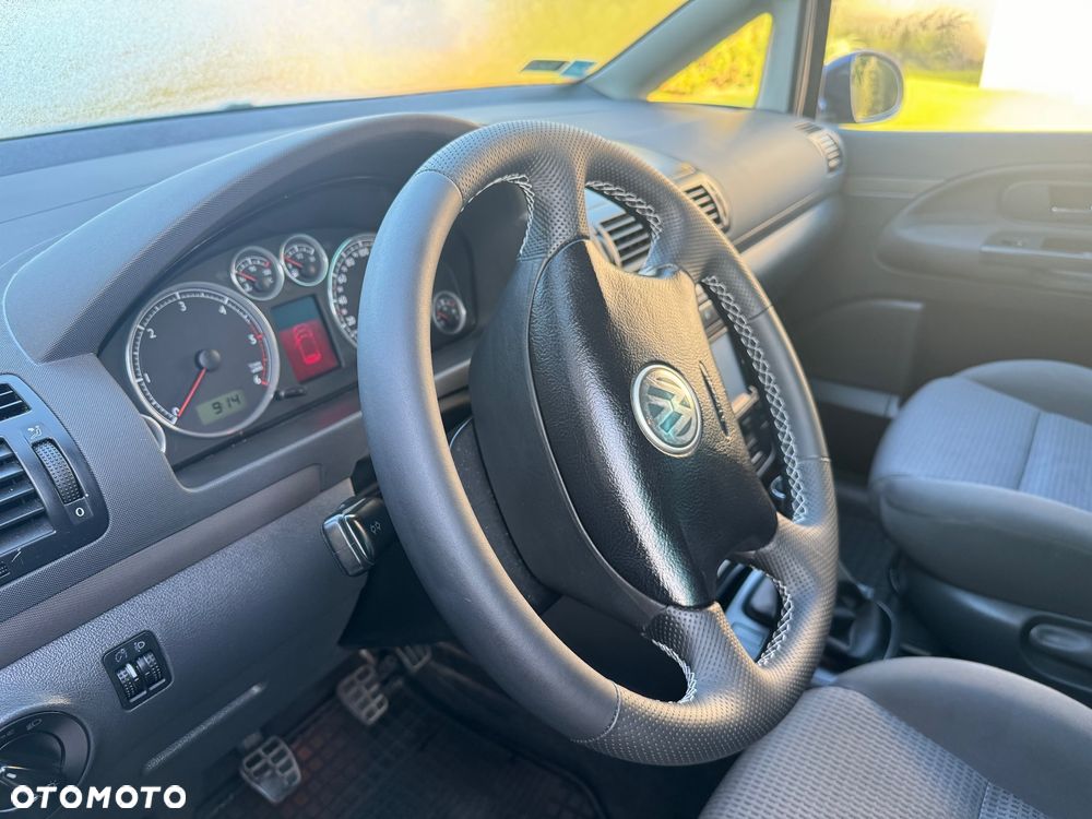 Volkswagen Sharan 1.9 TDI Special - 11