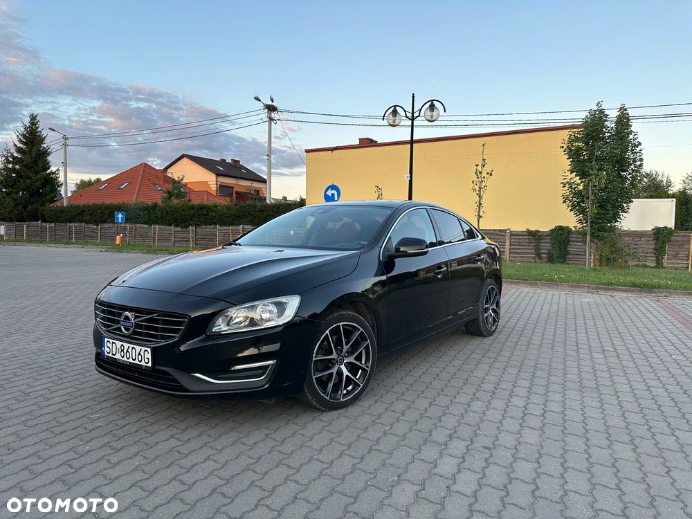 Volvo S60 D3 Drive-E R-Design Momentum - 3