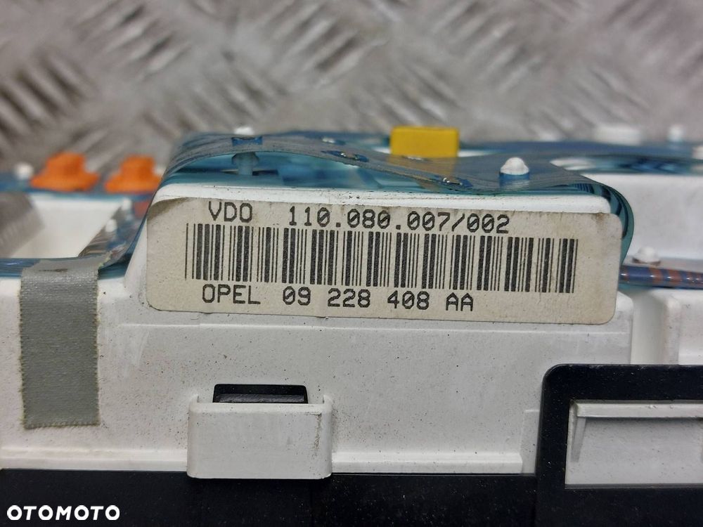 LICZNIK ZEGARY + WYŚWIETLACZ OMEGA B FL LIFT 2.2 16V 09228408AA 24435386 - 2