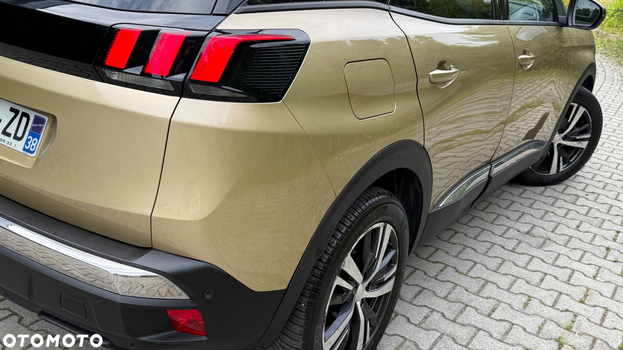 Peugeot 3008 1.6 BlueHDi Allure S&S EAT6 - 16