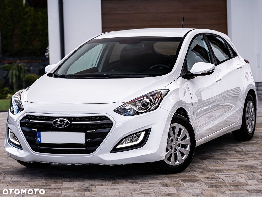 Hyundai i30 blue 1.4 Classic Navigation - 1
