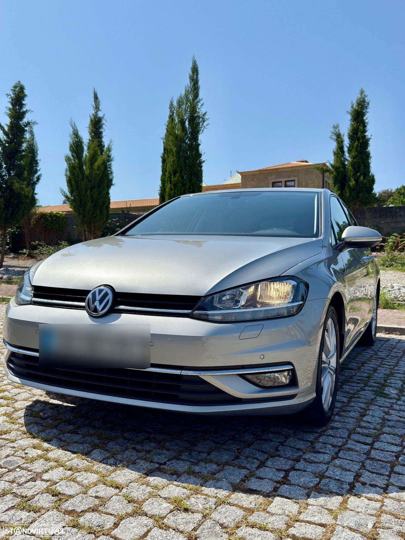 VW Golf 1.0 TSI Confortline DSG - 1