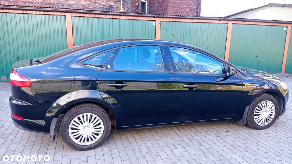 Ford Mondeo 1.8 TDCi Ghia - 2
