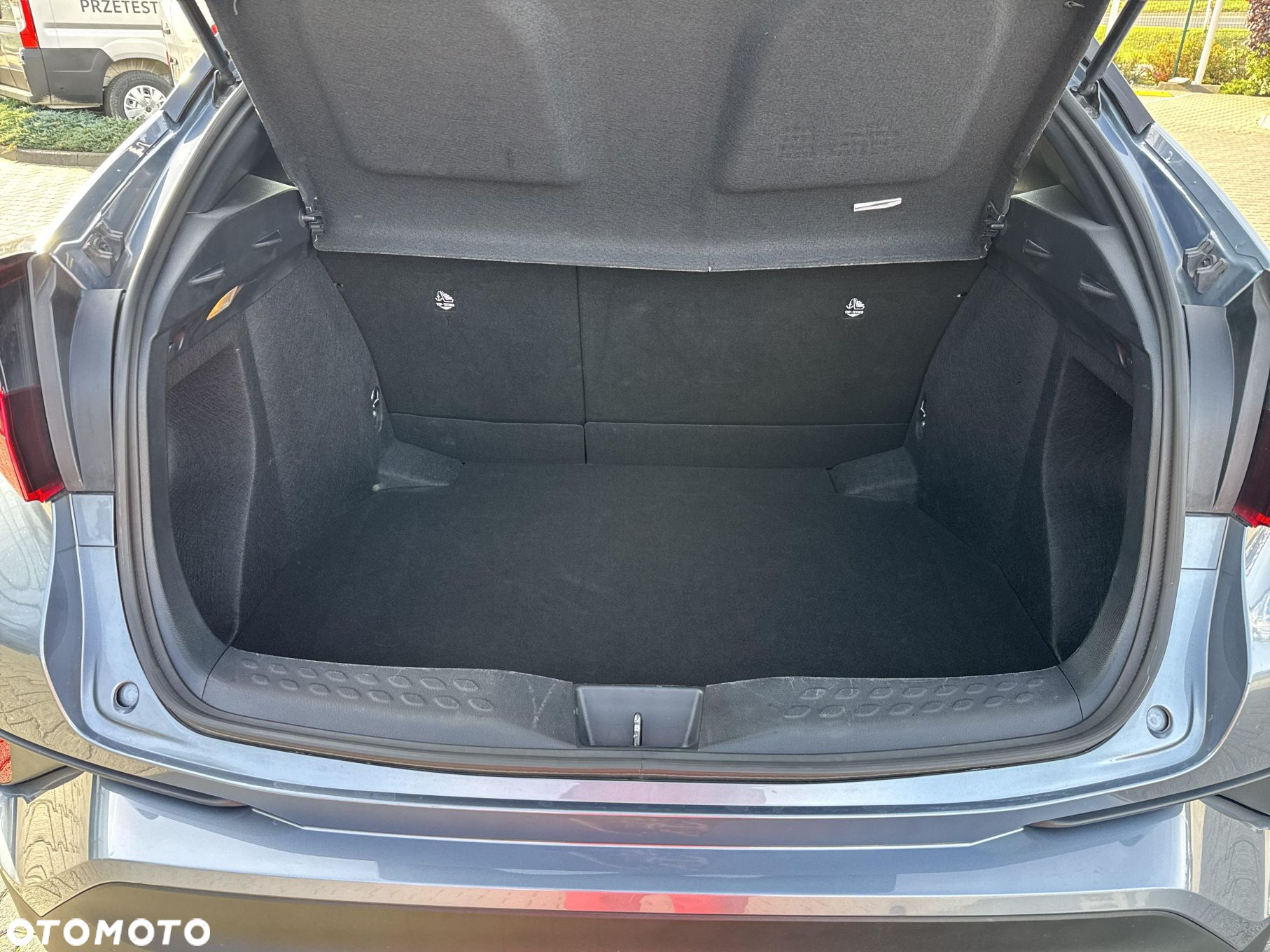Toyota C-HR - 13
