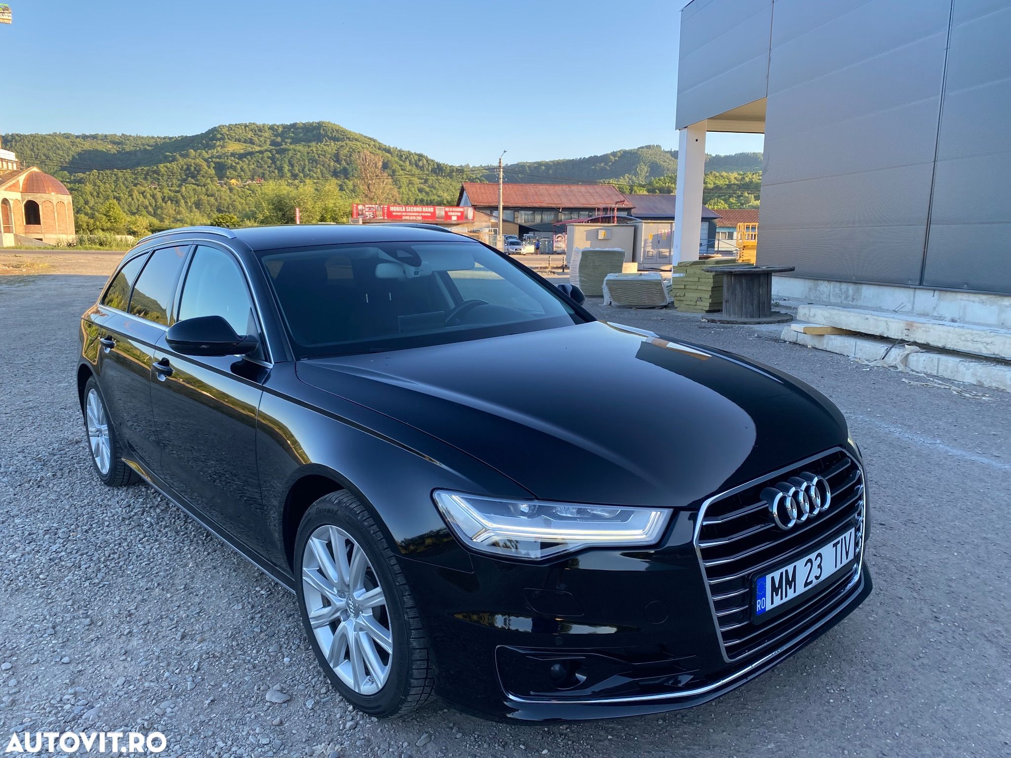 Audi A6 Avant 2.0 TDI Ultra DPF S tronic - 1