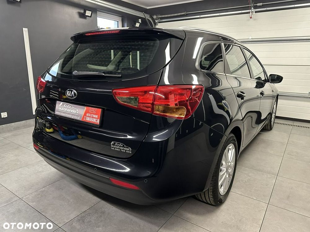 Kia Ceed - 4