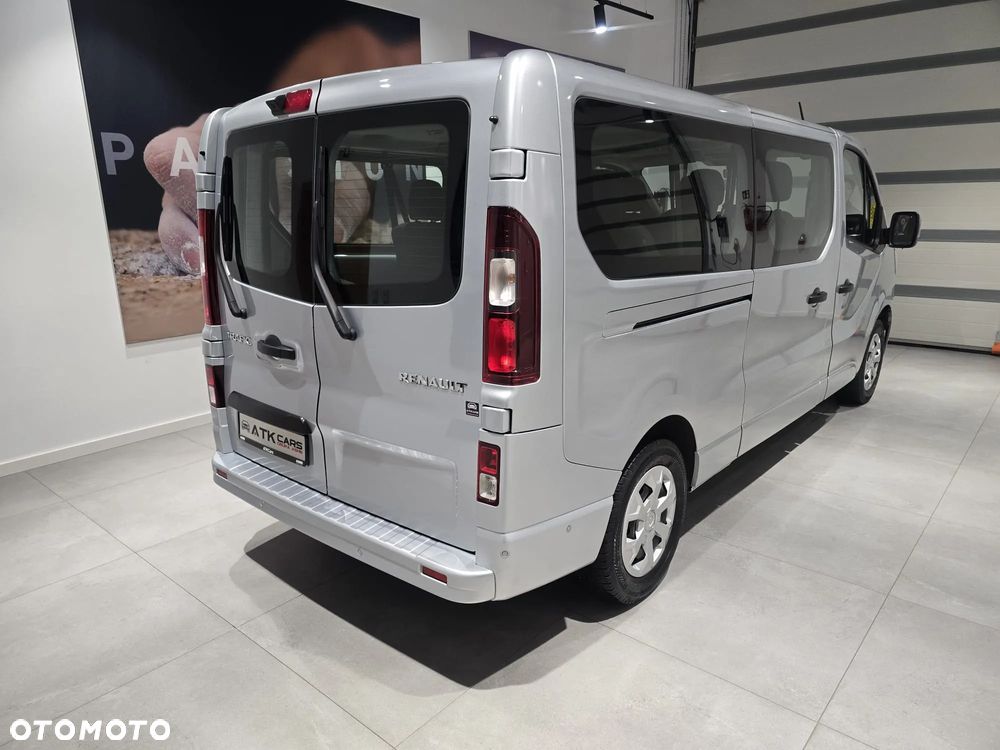 Renault Trafic 2.0 dCi - 6