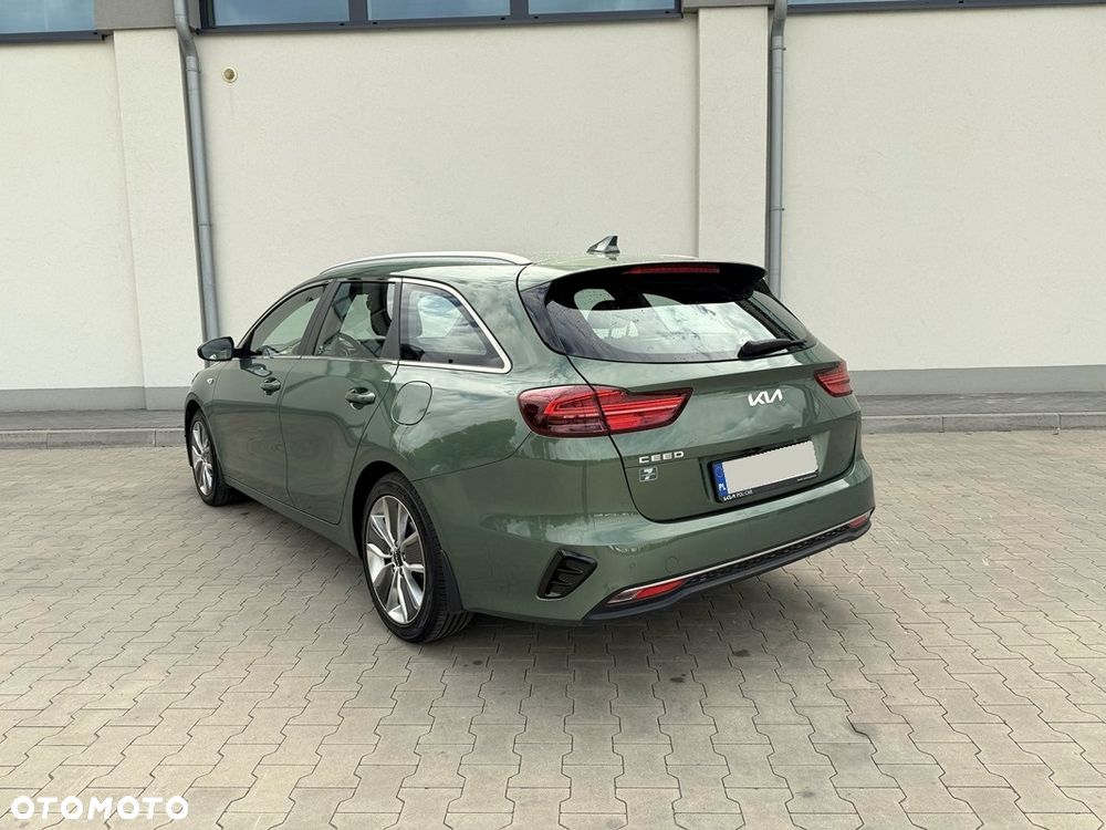 Kia Ceed 1.5 T-GDI M DCT - 14