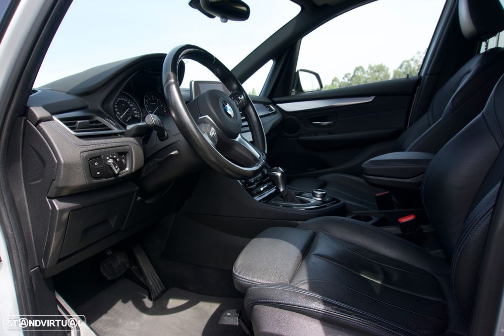 BMW 225xe Active Tourer Pack M - 32