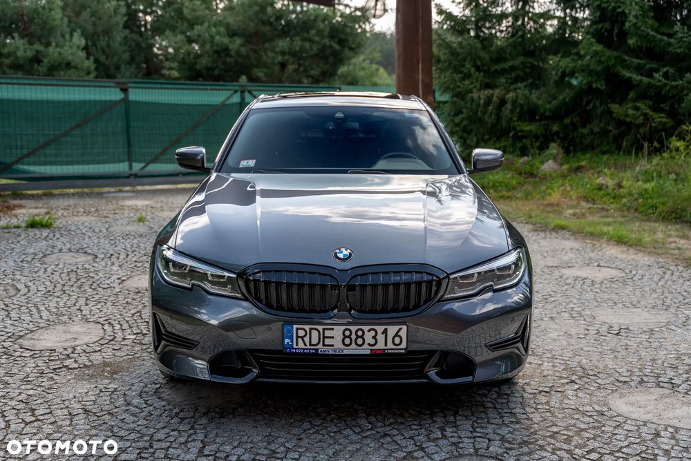 BMW Seria 3 330i xDrive Sport Line - 6