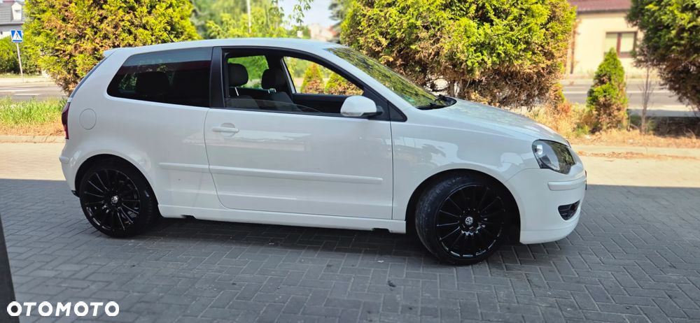 Volkswagen Polo 1.6 GT Rocket - 14