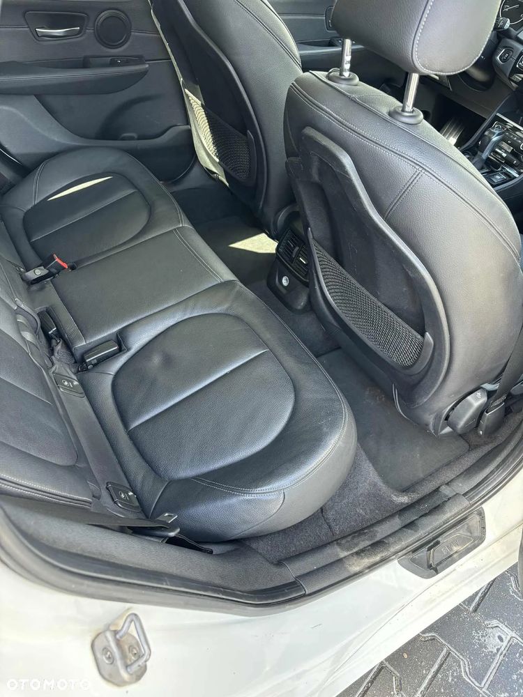 BMW Seria 2 218d Active Tourer - 11
