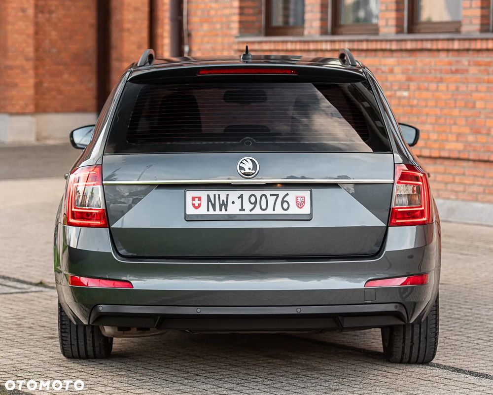 Skoda Octavia 2.0 TDI 4x4 Elegance DSG - 15