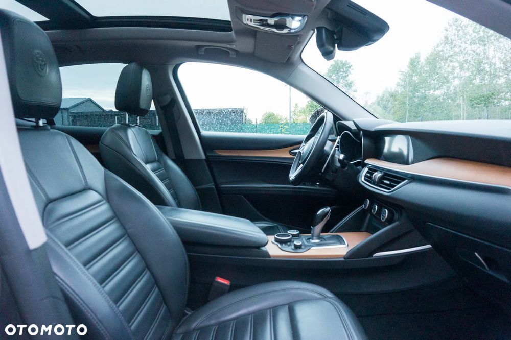 Alfa Romeo Stelvio 2.0 Turbo First Edition Q4 - 34
