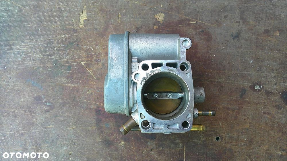 OPEL VECTRA C LIFT 1.6 16V PRZEPUSTNICA 25177983 - 2