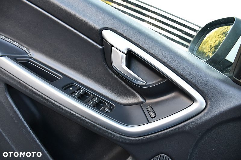 Volvo V60 D4 Geartronic RDesign - 18