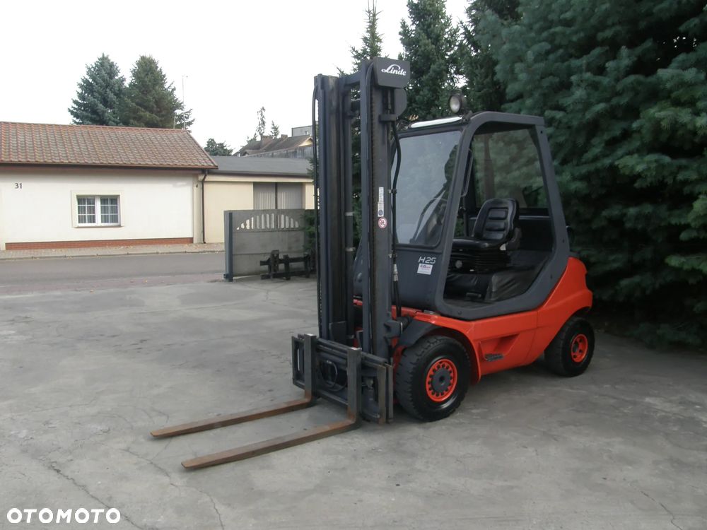 Linde H25T-03 1998 przesuw z Niemiec - 7